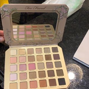 Too faced palette